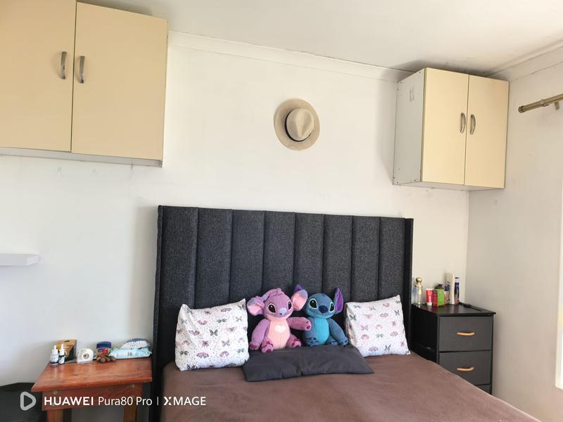 2 Bedroom Property for Sale in Heiderand Western Cape